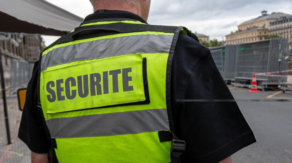 dl.beatsnoop.com-final-cpQErwlm6n